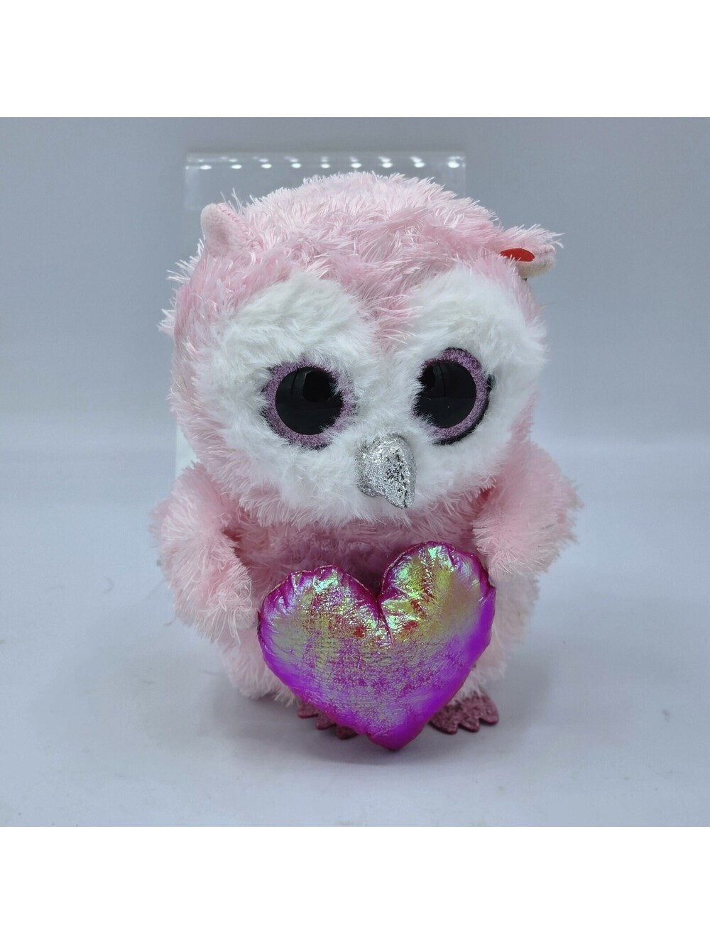 Ty Beanie Boo “Whisper” the Pink Owl Holding Heart (6 inch)